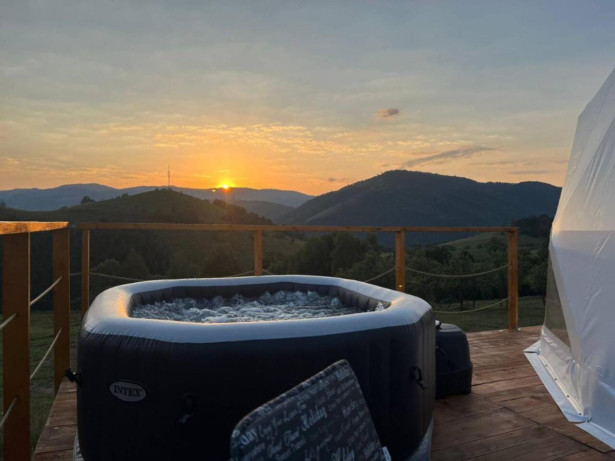 Отель Tranquil Dome - Manta'S Retreat Glamping Cornereva Экстерьер фото